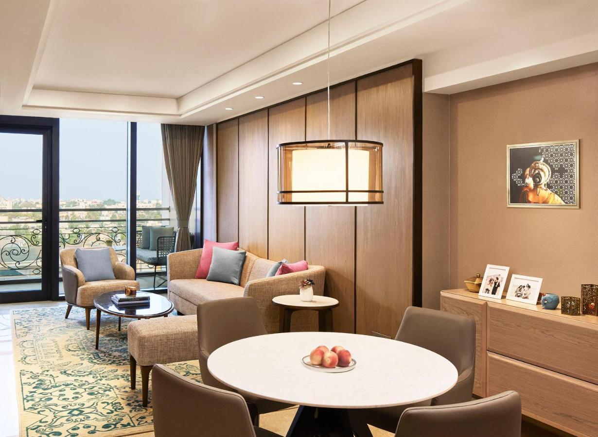 Hotel Taj Wellington Mews Chennai Exterior foto